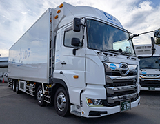 大型冷蔵冷凍バン